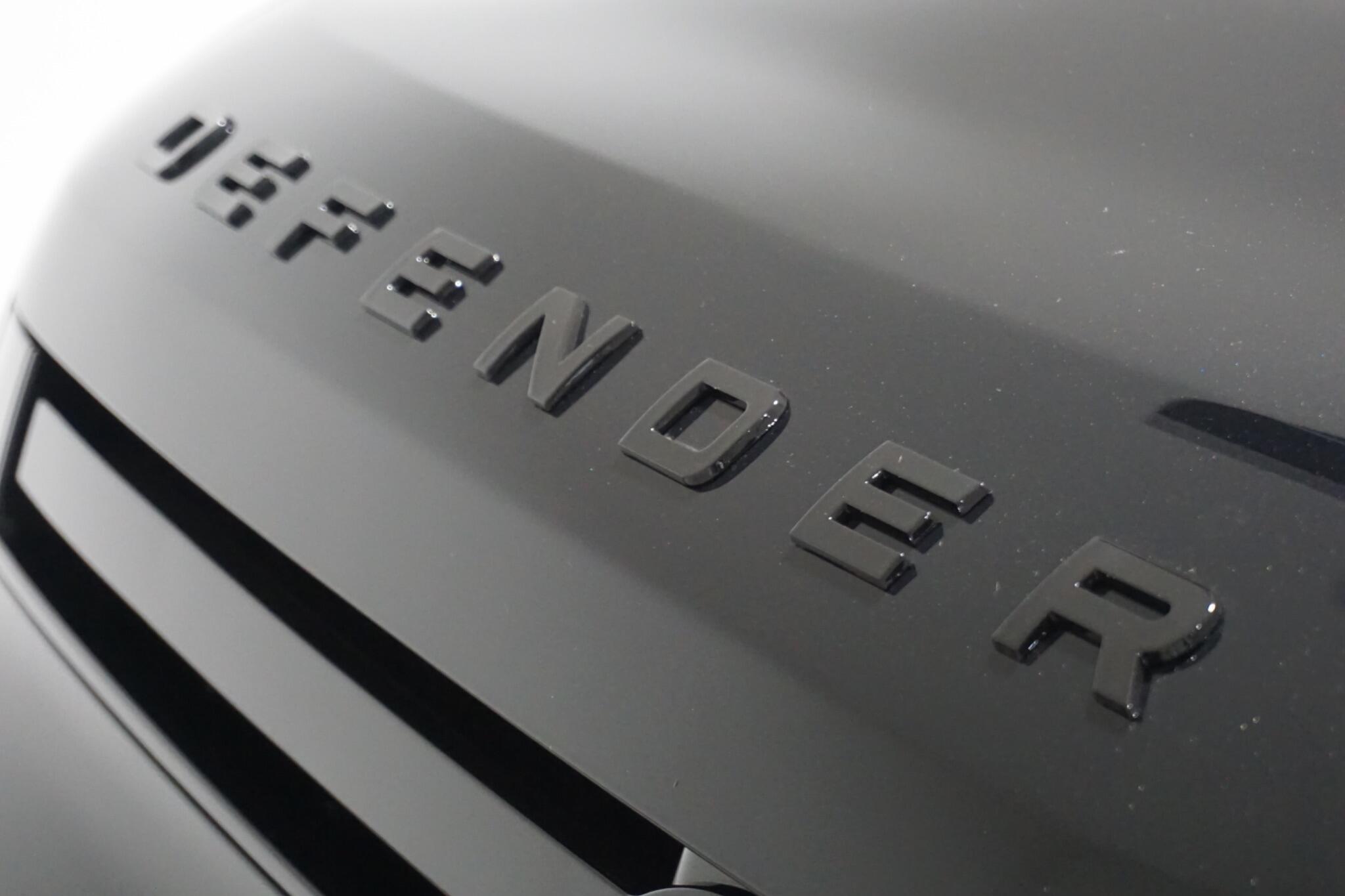 Land Rover Defender 110 3.0 D250 MHEV XS Edition SUV 5dr Diesel Auto 4WD Euro 6 (s/s) (250 ps)